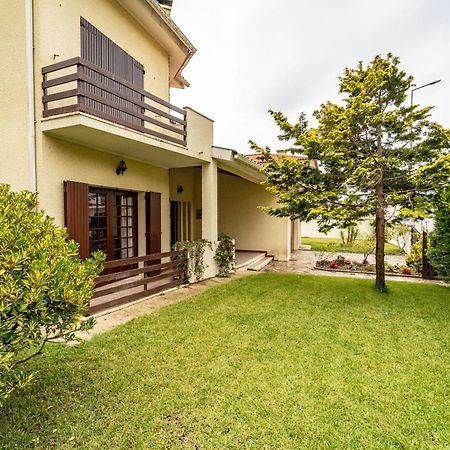 Amorosa Villa, 500M From The Beach By House And People 외부 사진