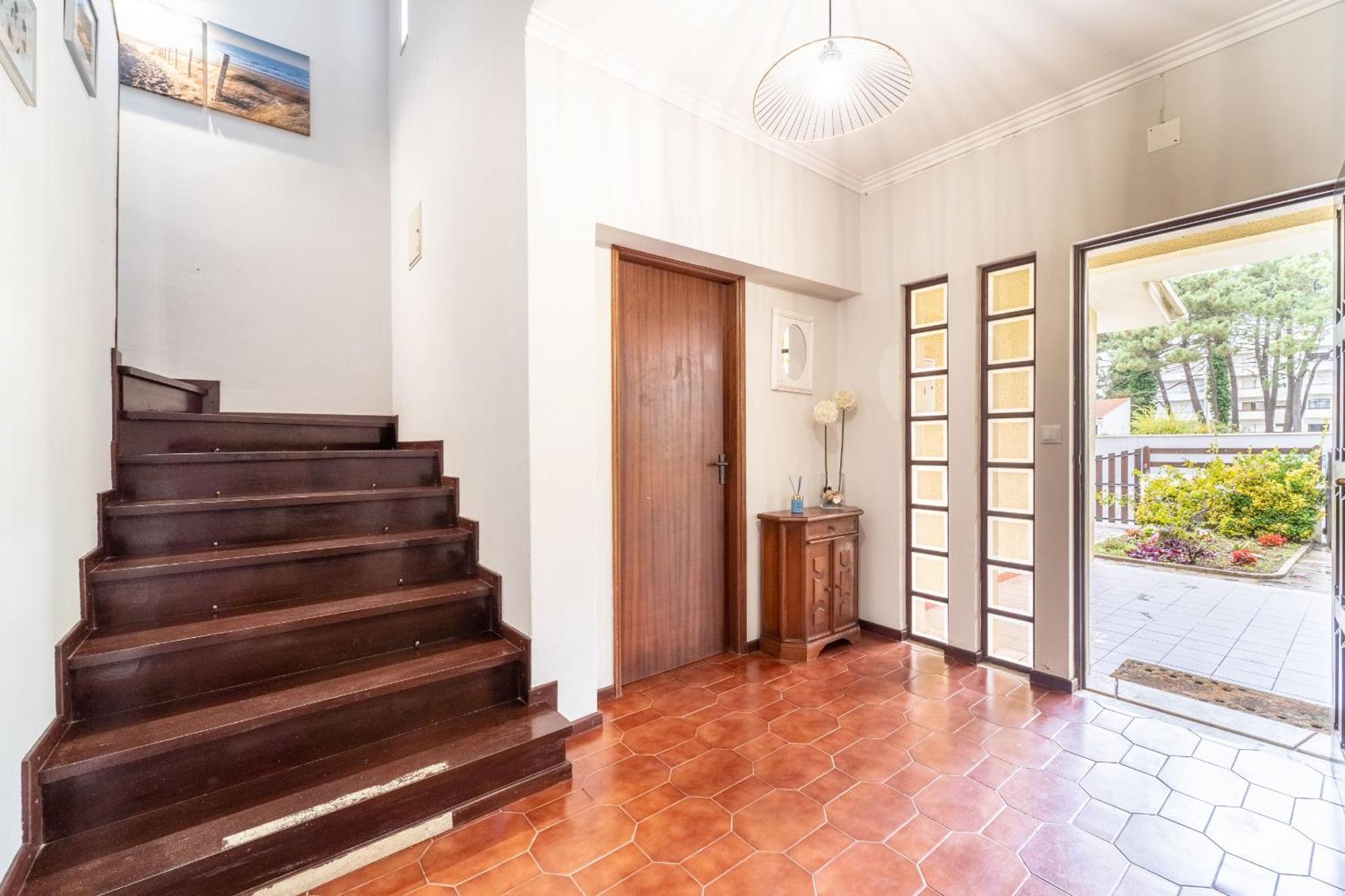 Amorosa Villa, 500M From The Beach By House And People 외부 사진