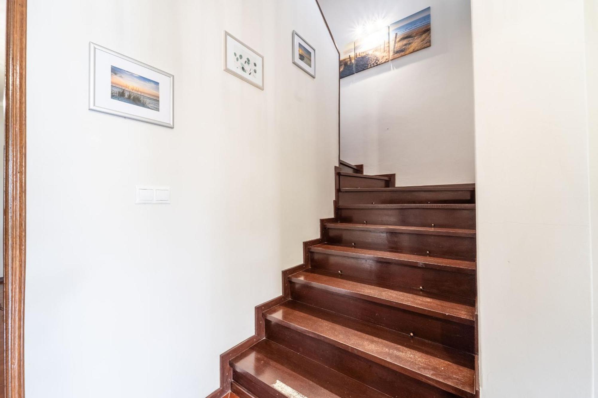 Amorosa Villa, 500M From The Beach By House And People 외부 사진