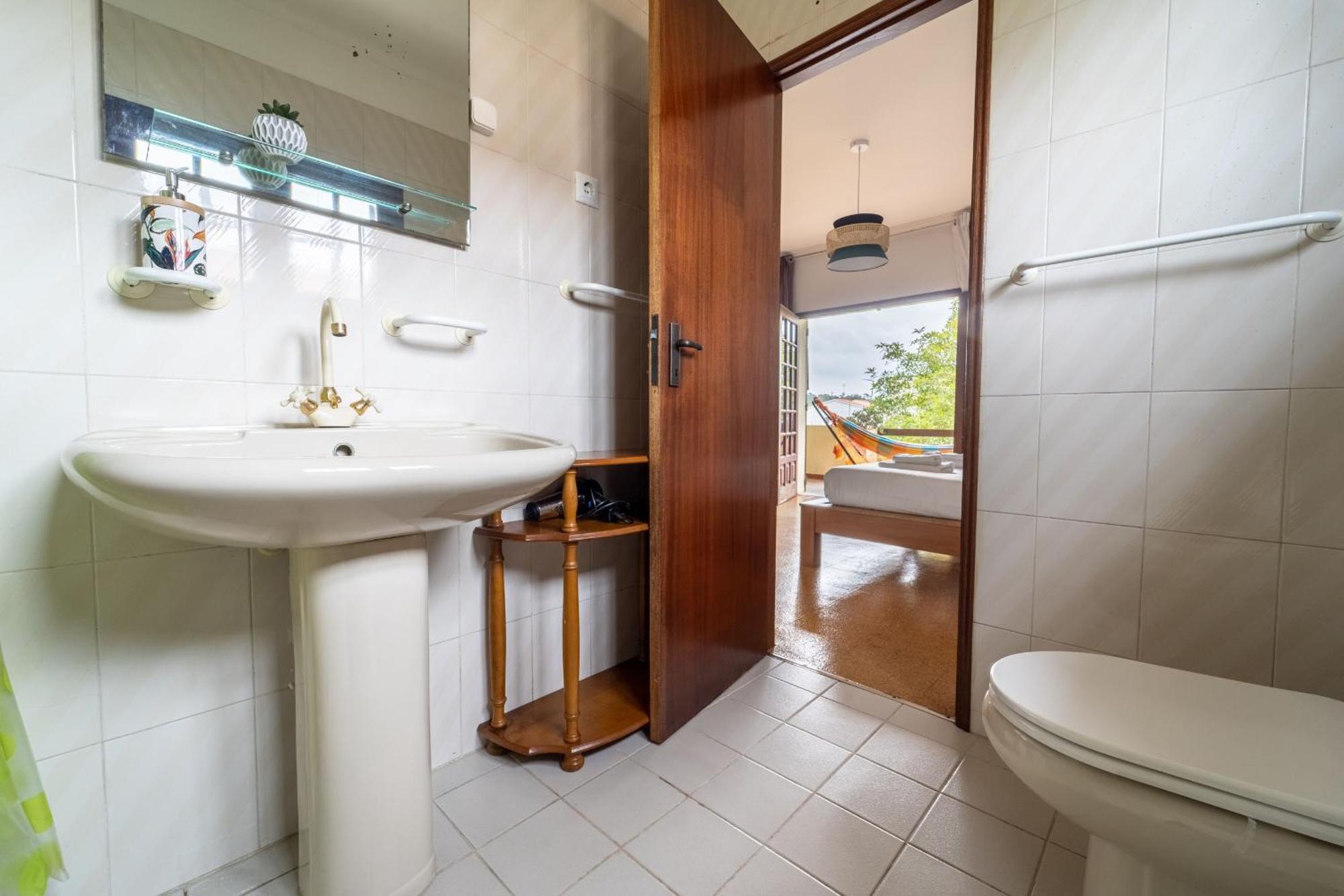Amorosa Villa, 500M From The Beach By House And People 외부 사진