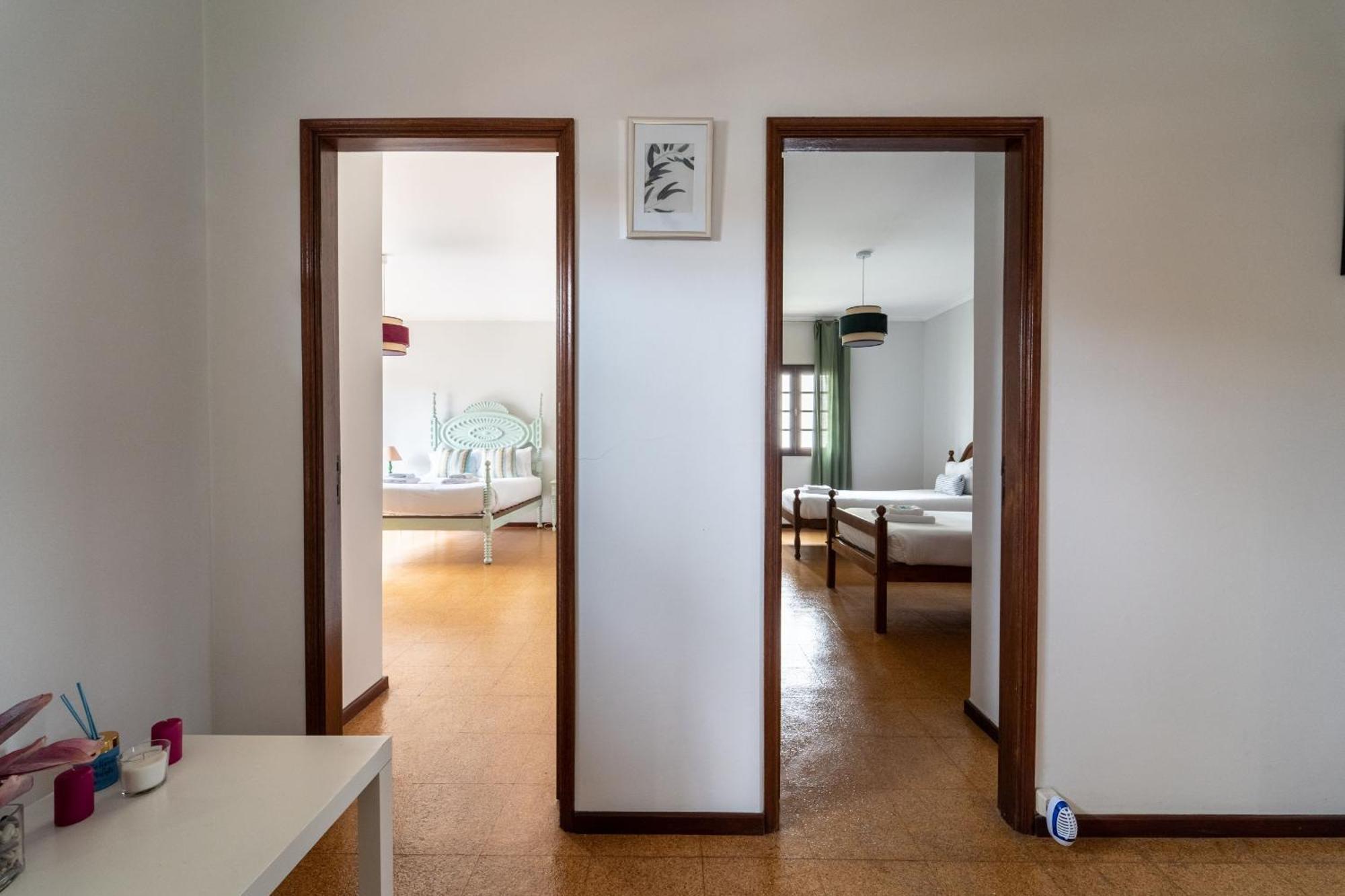Amorosa Villa, 500M From The Beach By House And People 외부 사진