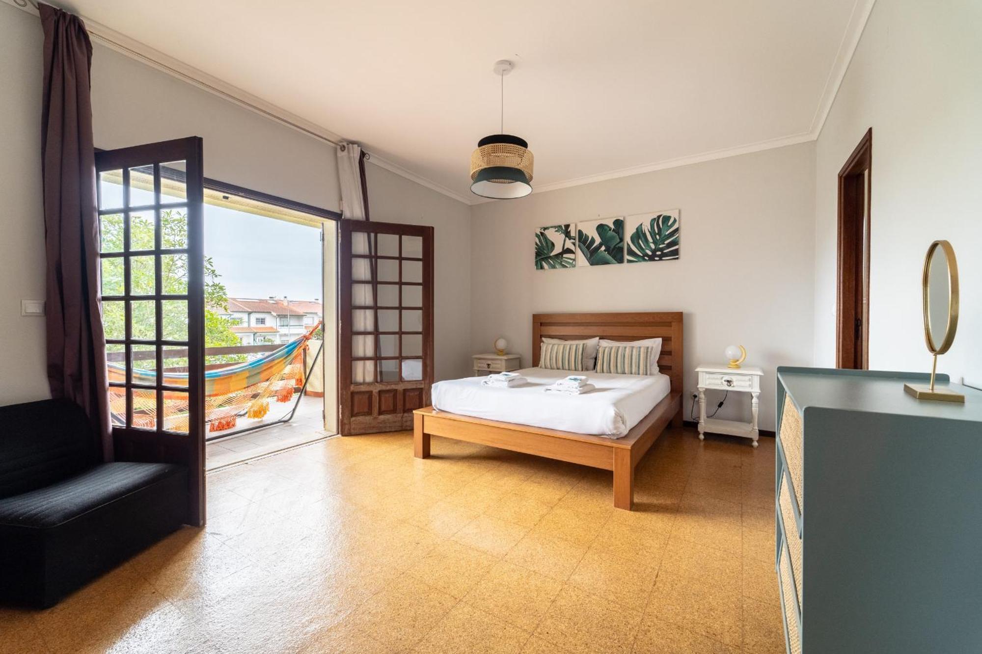 Amorosa Villa, 500M From The Beach By House And People 외부 사진