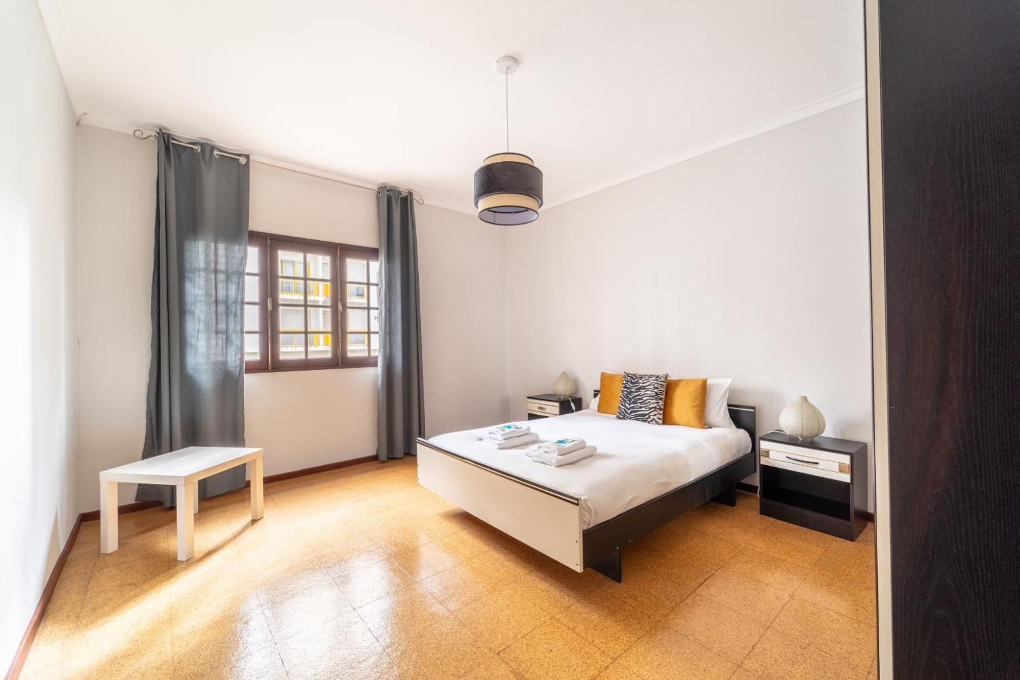 Amorosa Villa, 500M From The Beach By House And People 외부 사진