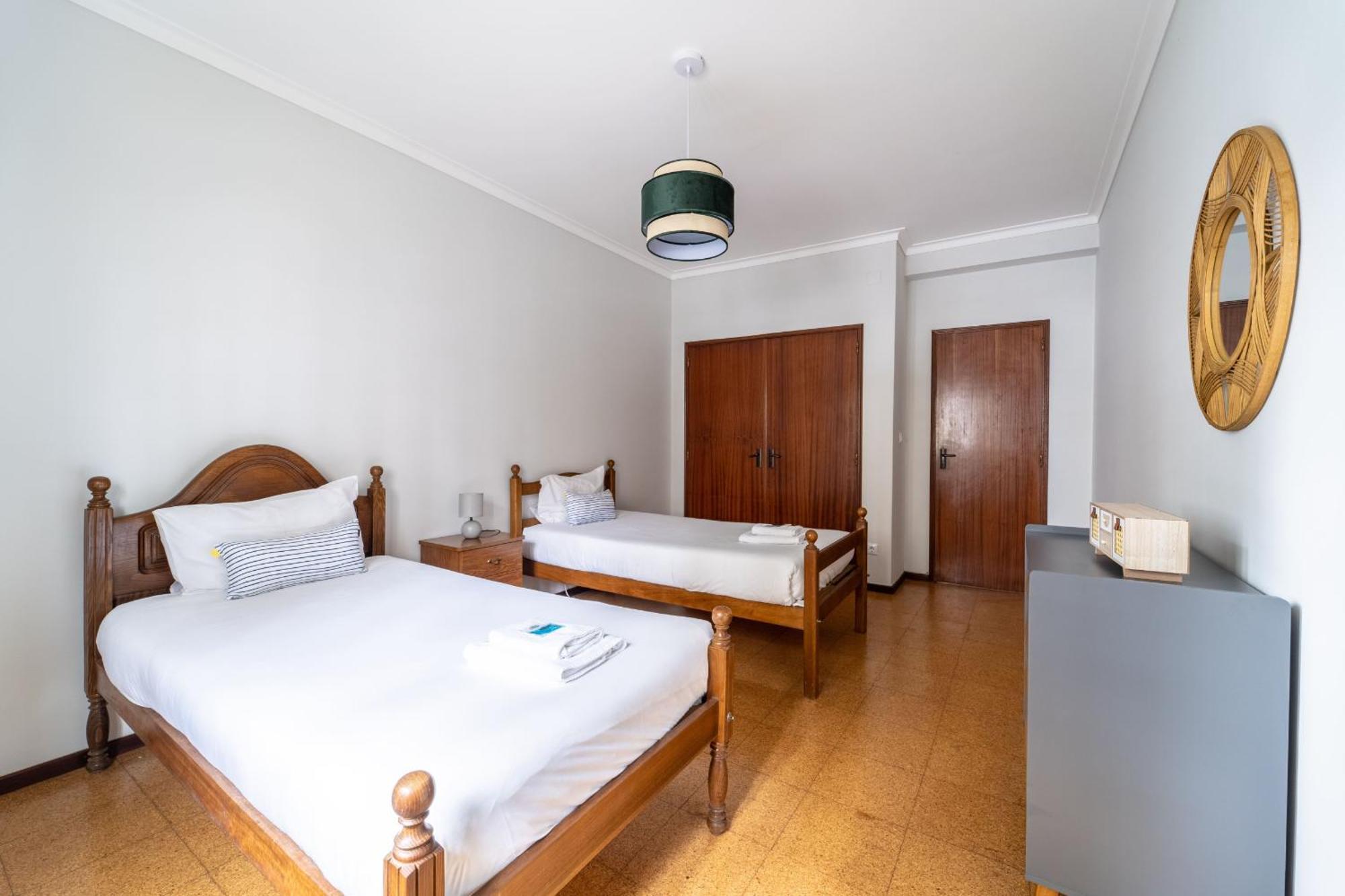 Amorosa Villa, 500M From The Beach By House And People 외부 사진